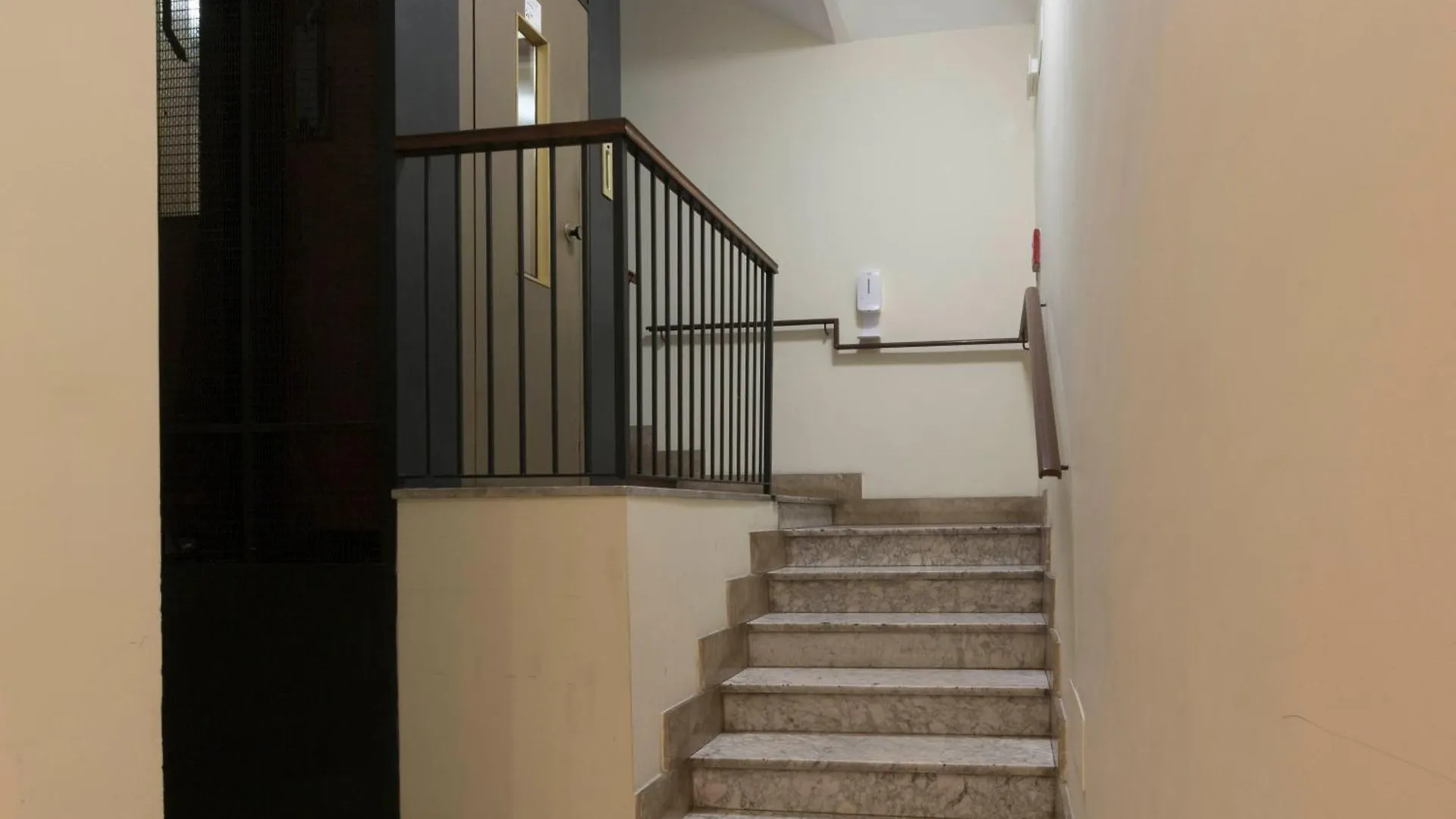 Domus 1886 Apartment Rome Italy